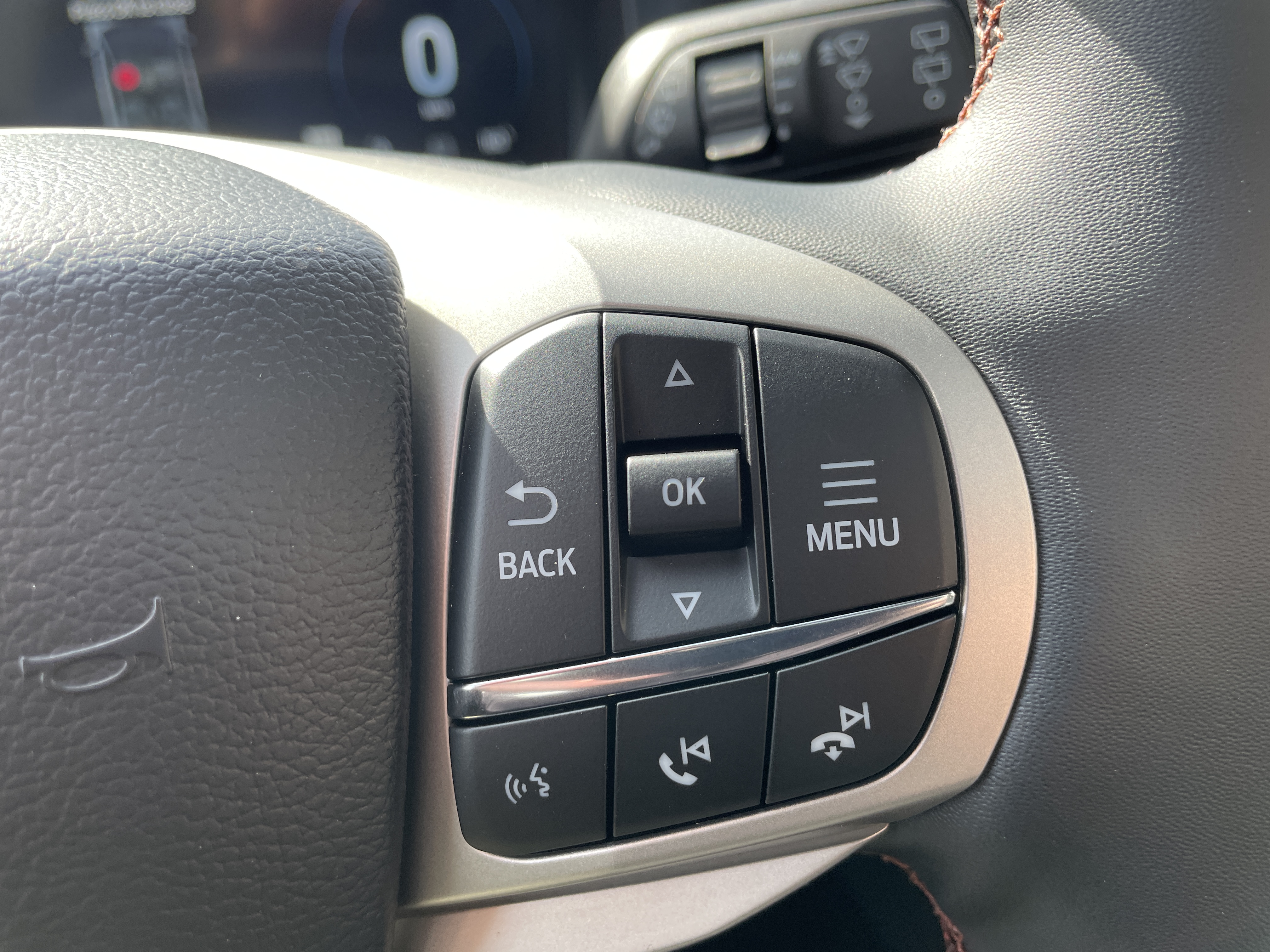 2027 Ford Explorer photo 20 of 34
