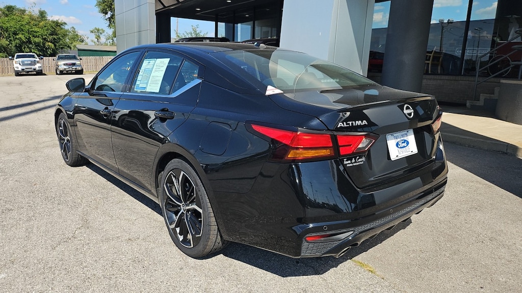 Used 2024 Nissan Altima 2.5 SR Sedan