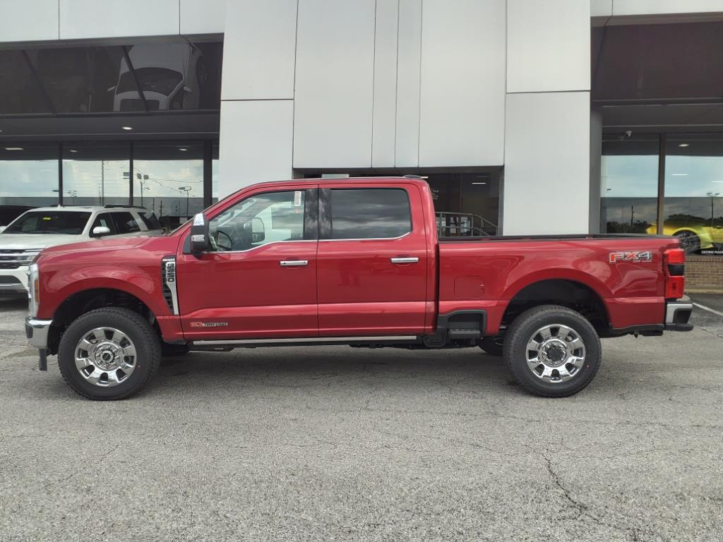 2025 Ford F-250 King Ranch photo 2
