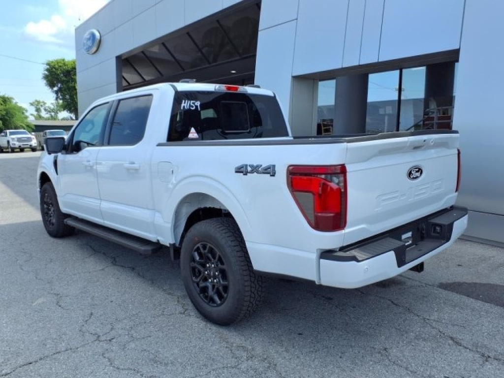 New 2025 Ford F-150 XLT Super Crew