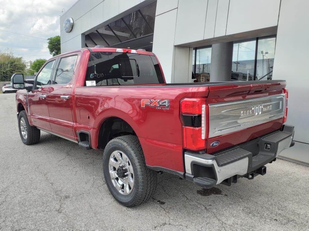 2025 Ford F-250 King Ranch photo 3