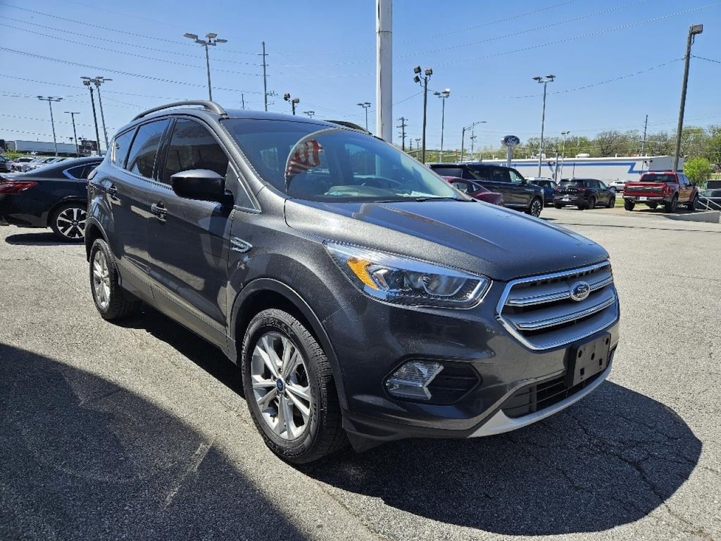 Used 2019 Ford Escape 2019 Ford Escape SEL 4DR SUV 105.9 WB 4WD AWD SEL SUV