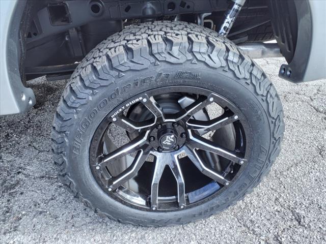 2024 Ford F-150 XLT photo 3