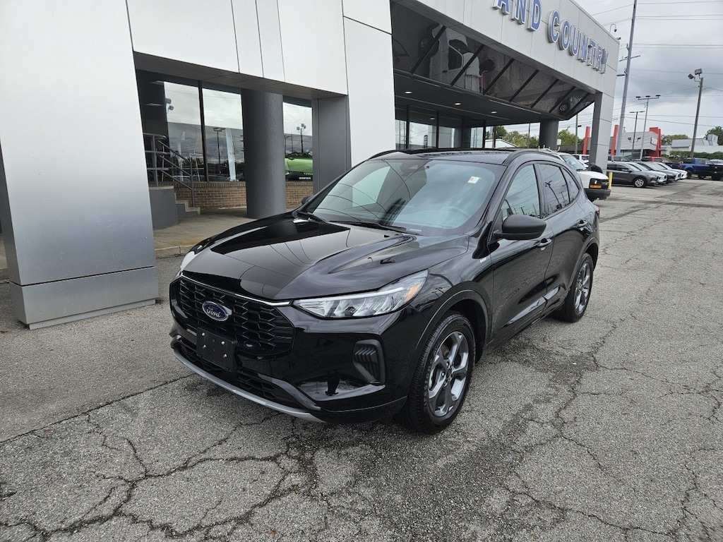 Used 2024 Ford Escape 2024 Ford Escape ST-Line 4DR SUV 106.7 WB AWD AWD ST-Line SUV