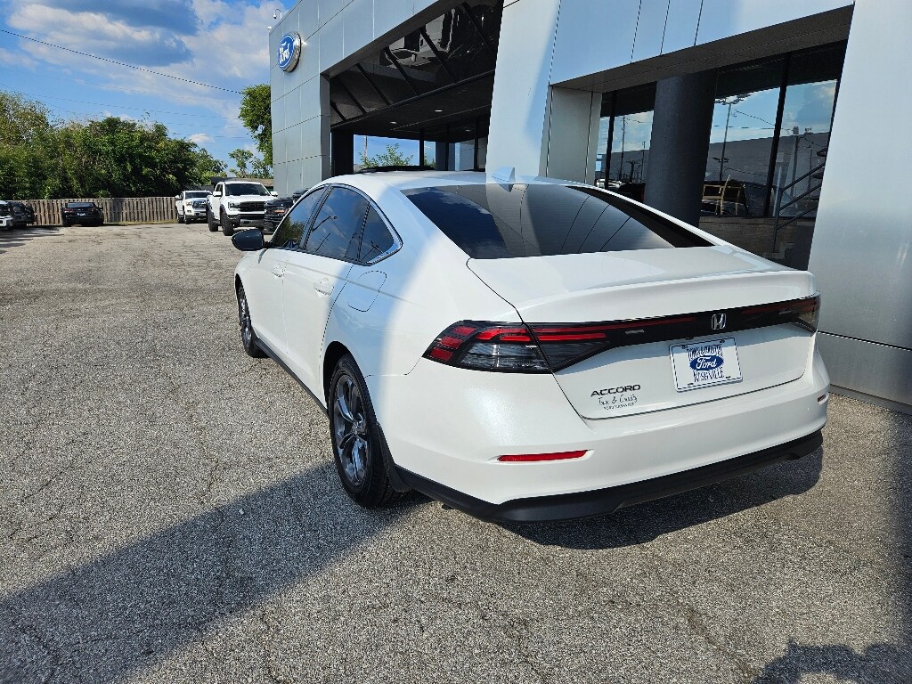 2023 Honda Accord EX photo 4