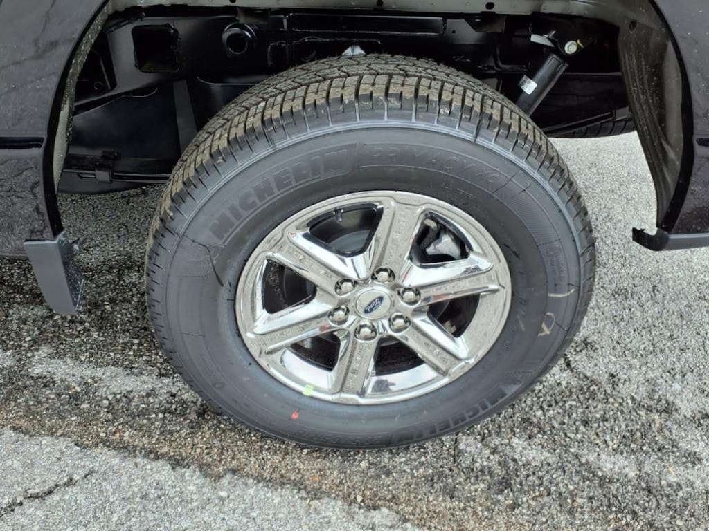 New 2025 Ford F-150 XLT 4WD Super Crew