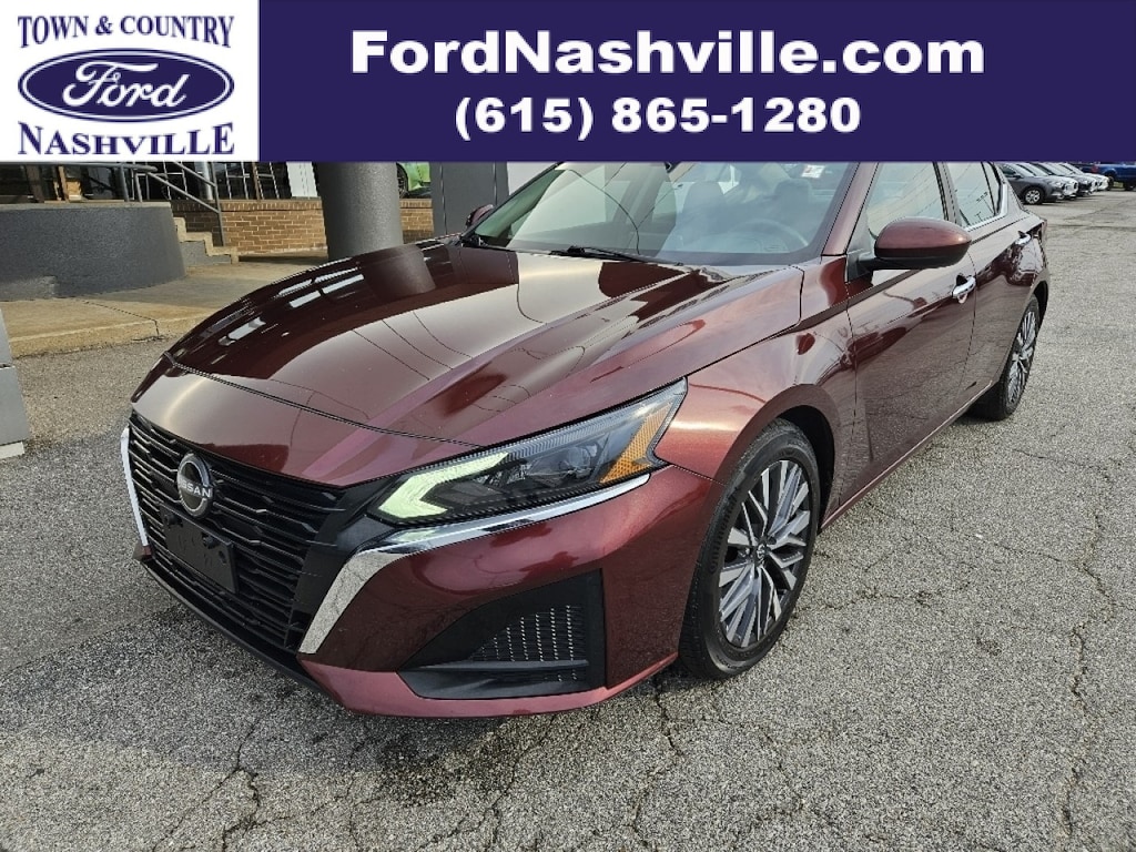 Used 2023 Nissan Altima 2.5 SV Sedan