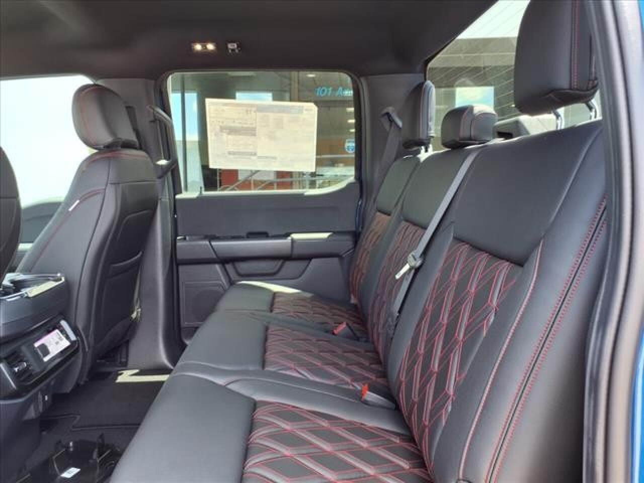 2025 Ford F-150 STX - Photo 7