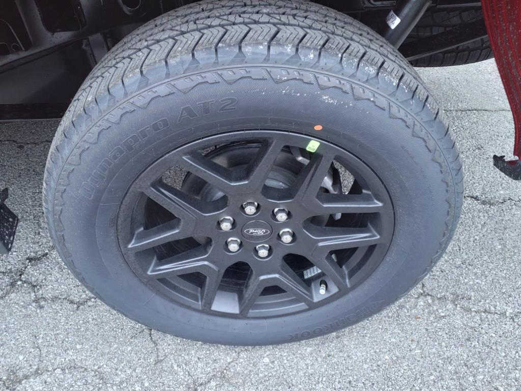 2025 Ford F-150 STX photo 4