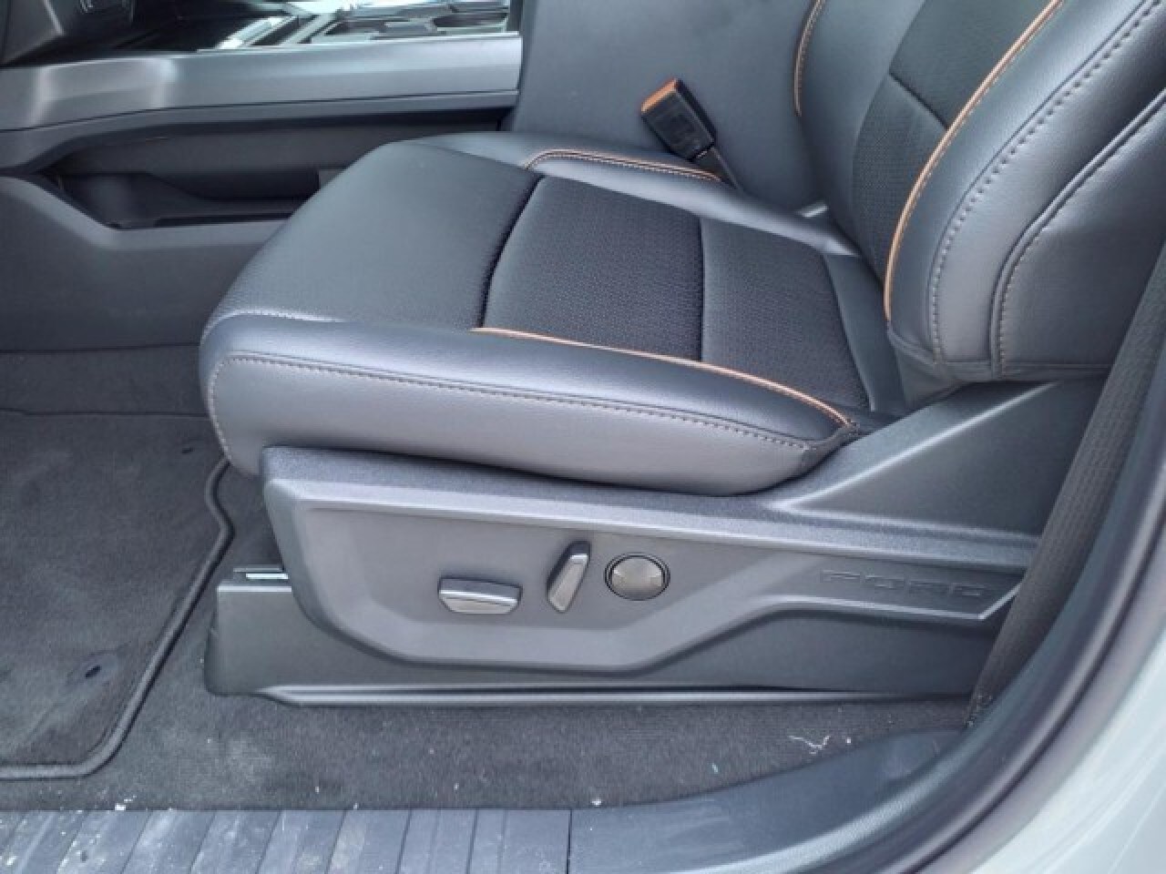 2025 Ford F-250 Super Duty Lariat - Photo 7