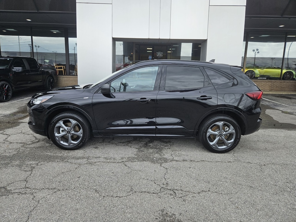 Used 2024 Ford Escape 2024 Ford Escape ST-Line 4DR SUV 106.7 WB AWD AWD ST-Line SUV