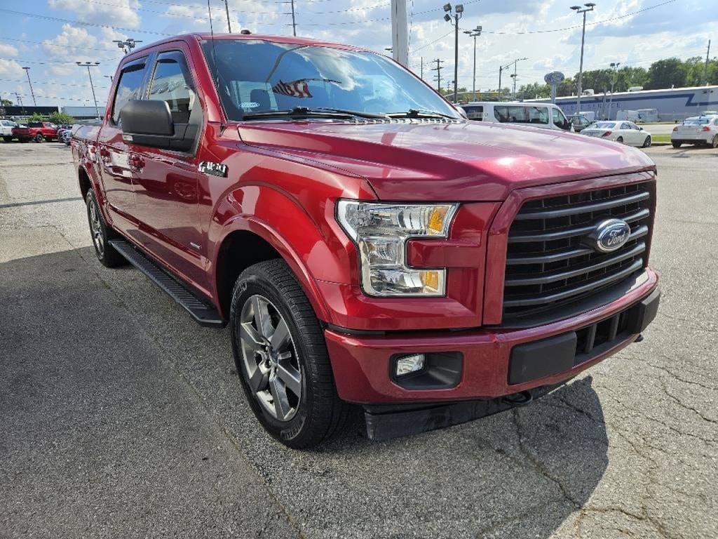 Used 2017 Ford F-150 2017 Ford F-150 XLT Crew CAB 4DR 145 WB 4WD 4x4 XLT SuperCrew 5.5 ft. SB