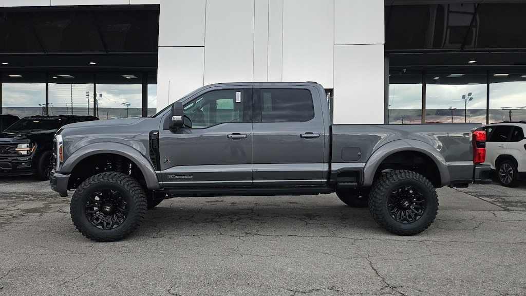 New 2026 Ford F-250 XLT Black Widow Package Pickup Truck