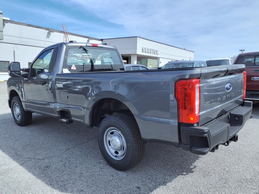 2024 Ford F-250 XL photo 3