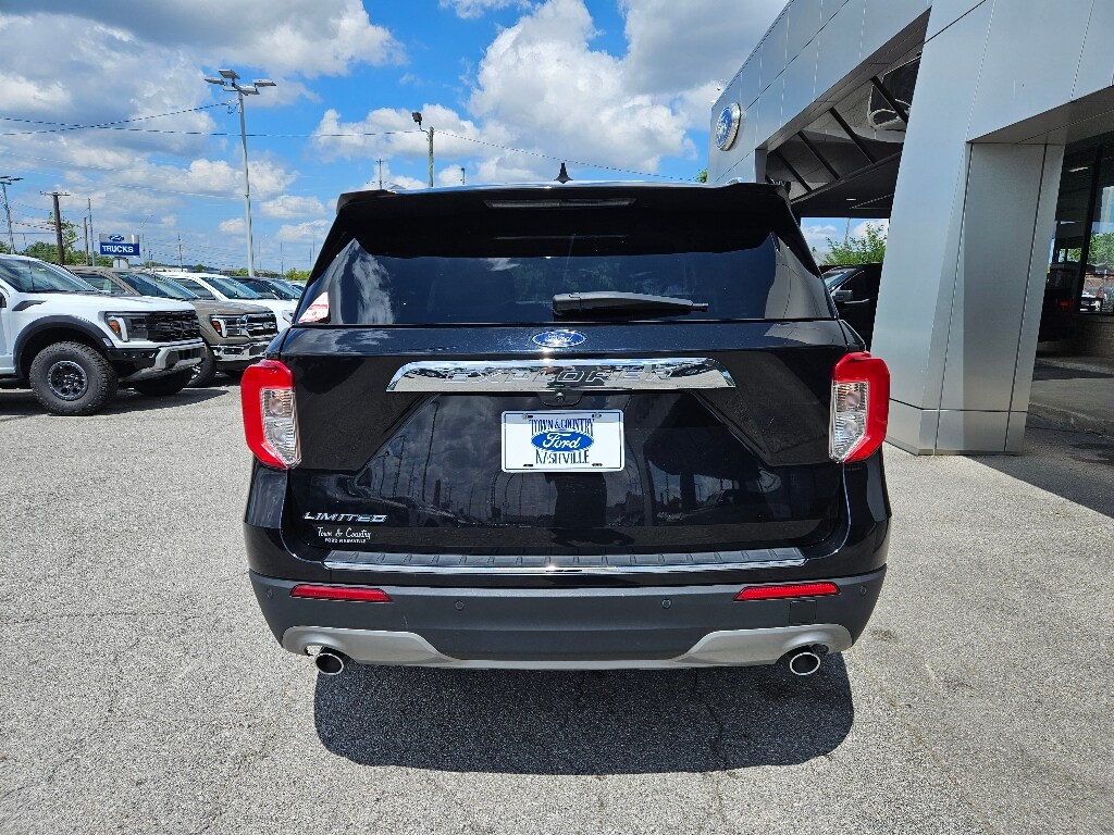 2023 Ford Explorer Limited photo 3