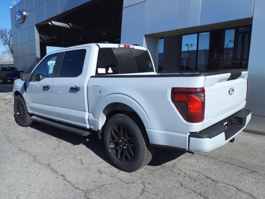2025 Ford F-150 STX photo 3