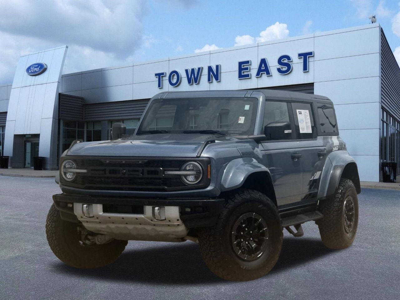 2024 Ford Bronco Raptor 4x4's photo