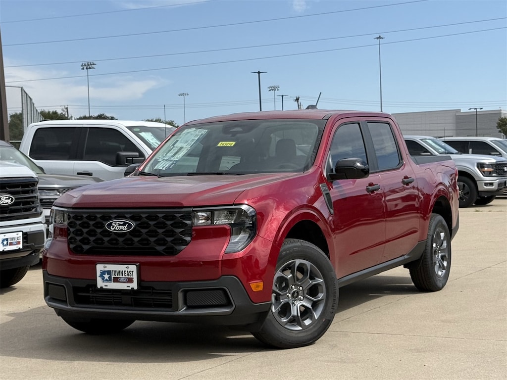 New 2025 Ford Maverick XLT Truck SuperCrew