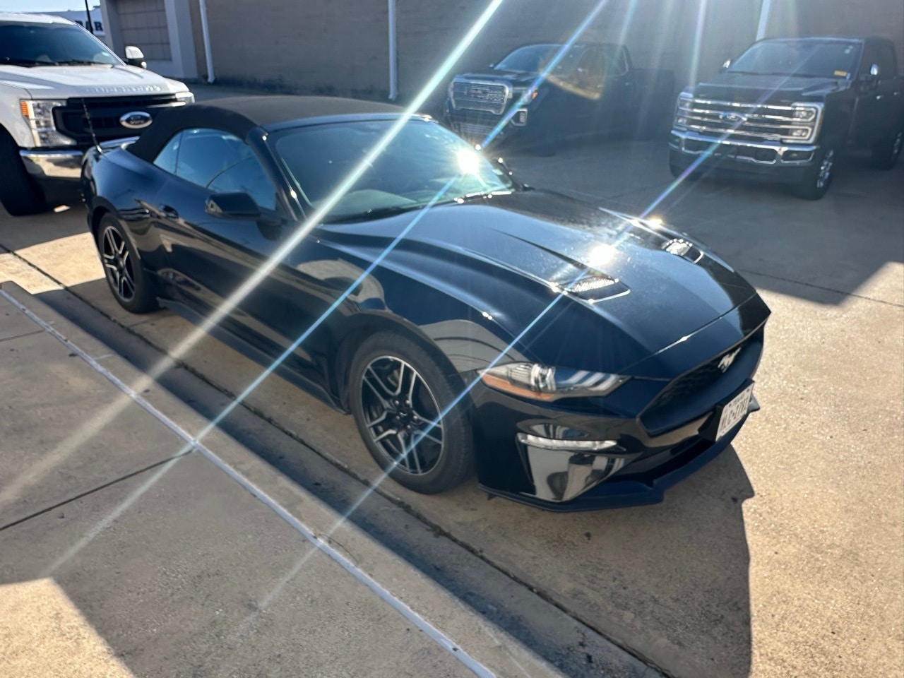 2018 Ford Mustang EcoBoost Premium's photo