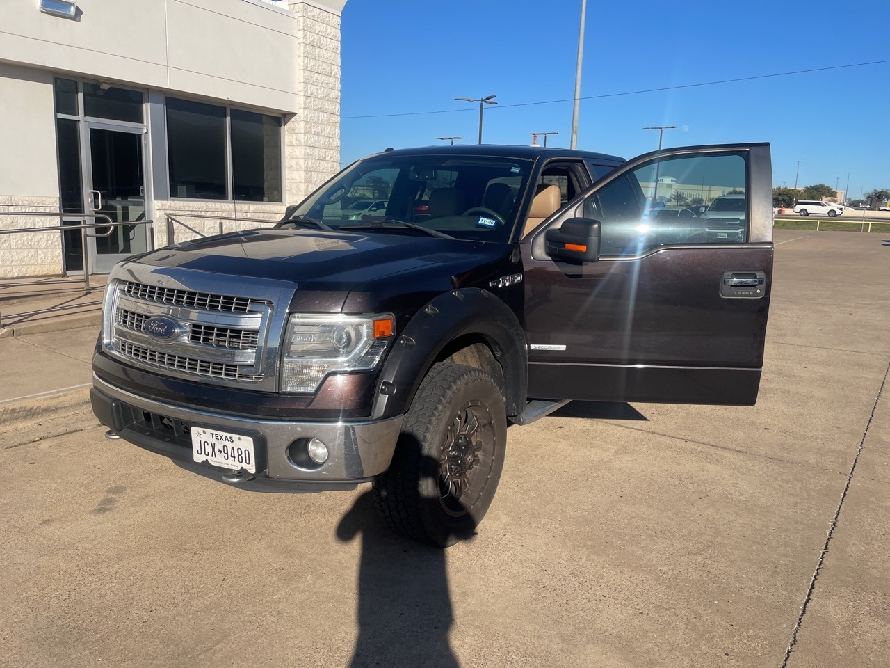 2014 Ford F-150 XLT's photo