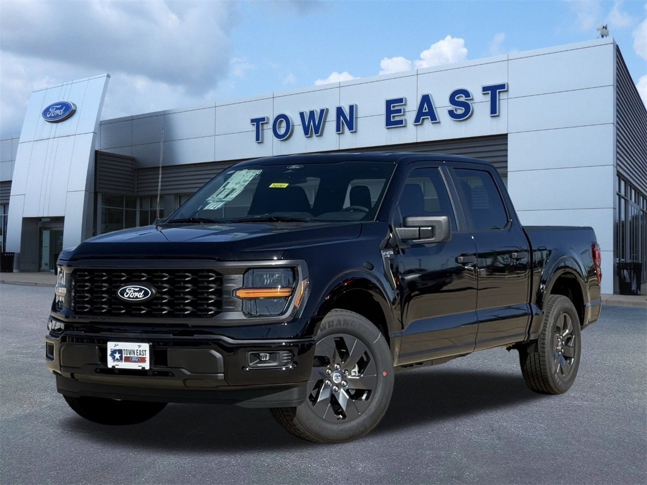 2025 Ford F-150 STX's photo