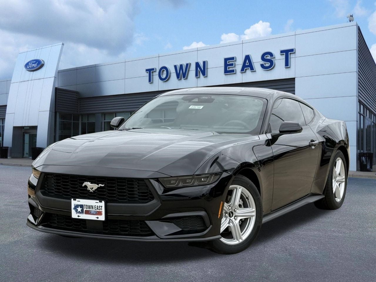 2026 Ford Mustang EcoBoost Fastback's photo