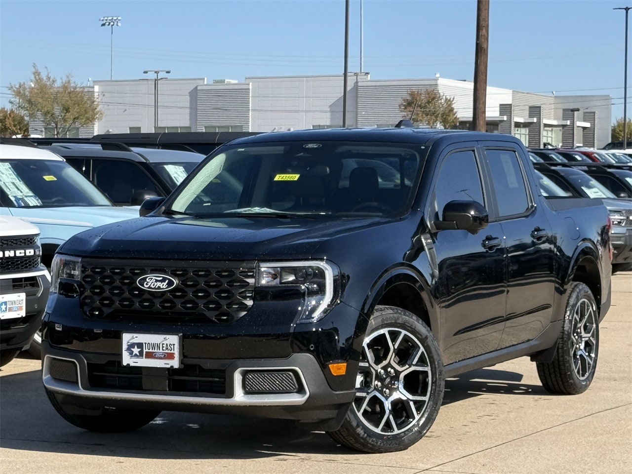 2026 Ford Maverick Lariat's photo