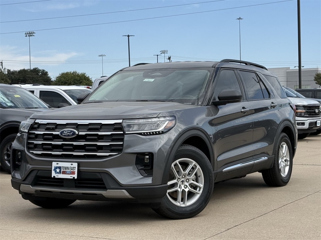 New 2025 Ford Explorer Active SUV