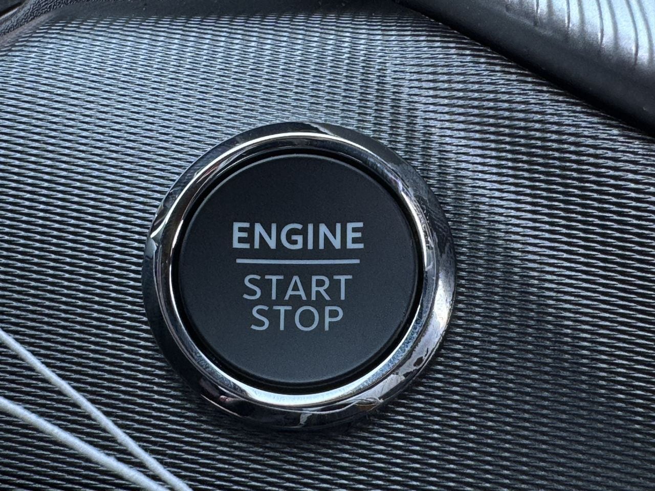 2026 Ford Explorer ST-Line - Photo 18