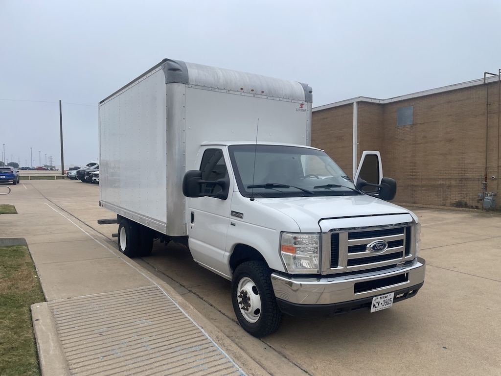 Used 2018 Ford E-350SD Cab/Chassis