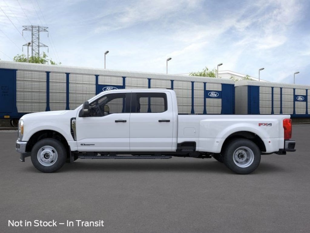 New 2026 Ford F-350 XL Truck Crew Cab