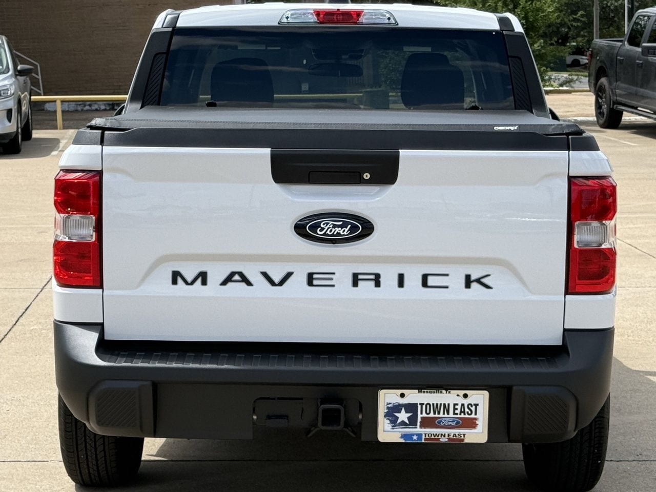 2025 Ford Maverick XL - Photo 6