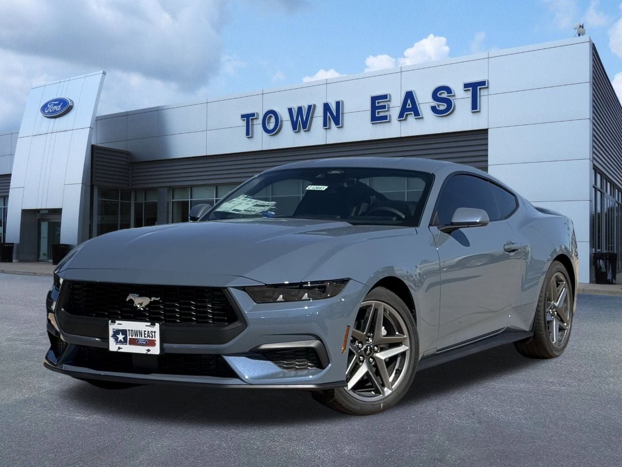 2026 Ford Mustang EcoBoost Fastback's photo