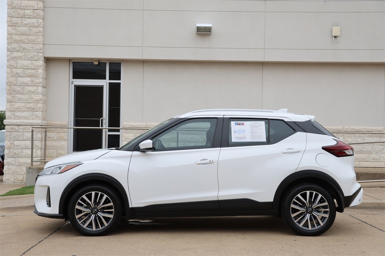 2024 Nissan Kicks SV photo 3