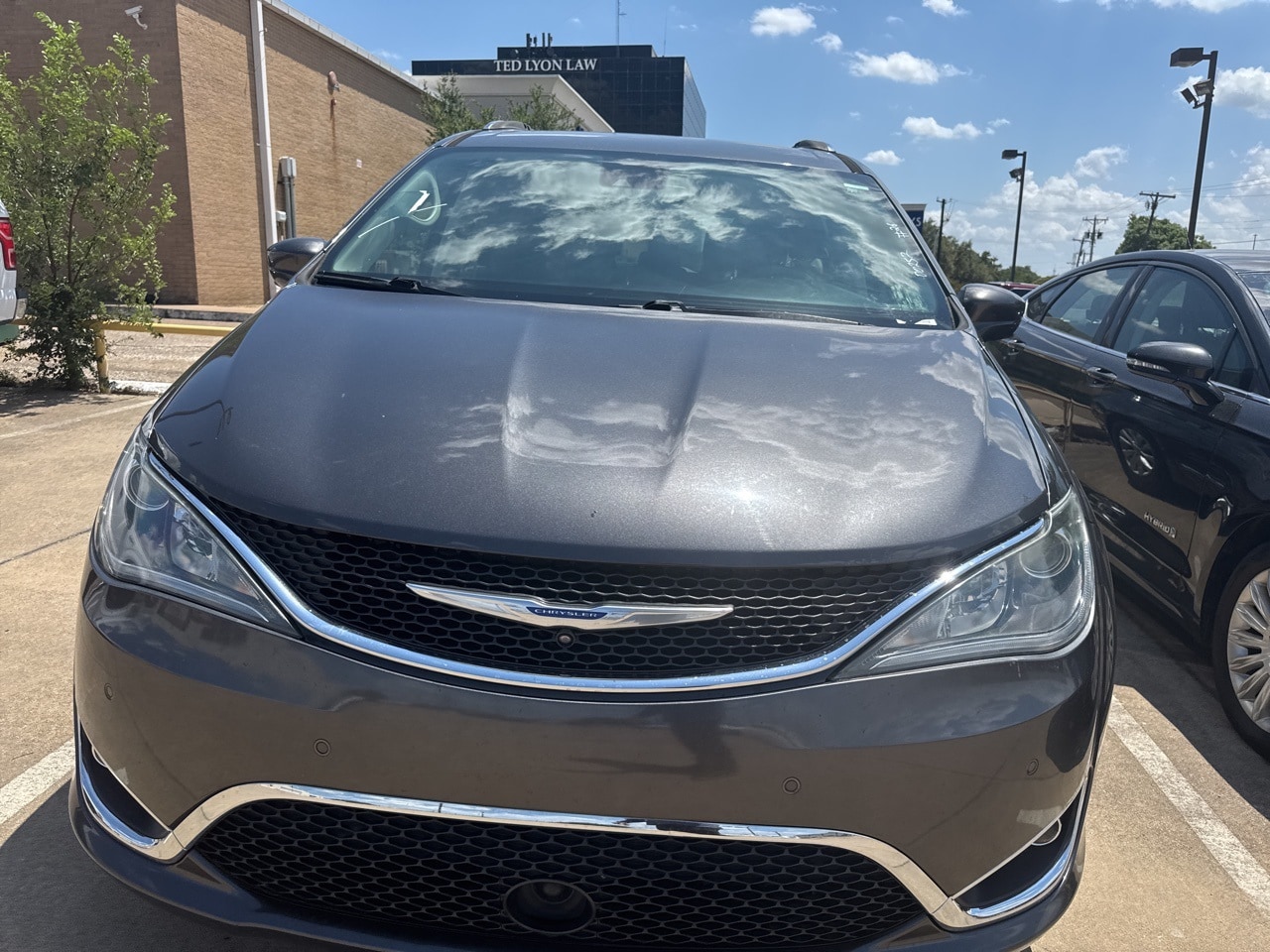Used 2018 Chrysler Pacifica Touring L Plus with VIN 2C4RC1EG9JR315882 for sale in Mesquite, TX