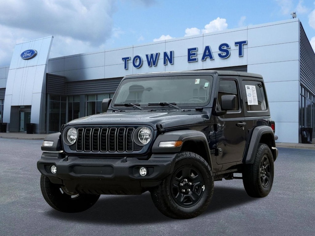 Used 2025 Jeep Wrangler Sport SUV