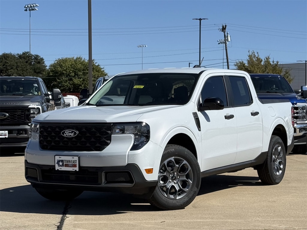 New 2025 Ford Maverick XLT Truck SuperCrew