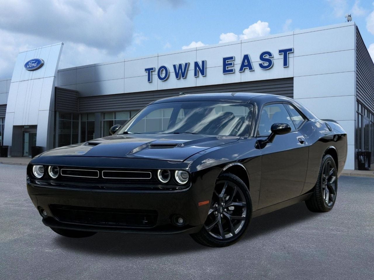 Pitch Black Clearcoat 2021 Dodge Challenger Coupe Rear-Wheel Drive 8-Speed Automatic