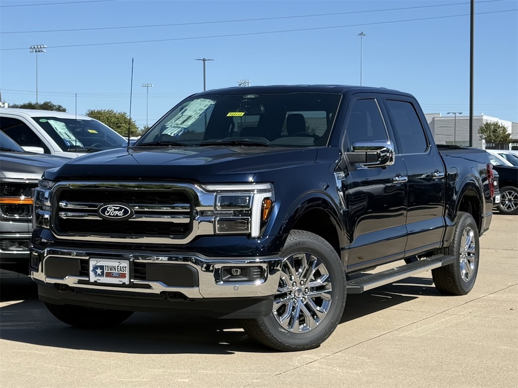 New 2025 Ford F-150 Lariat Truck SuperCrew Cab