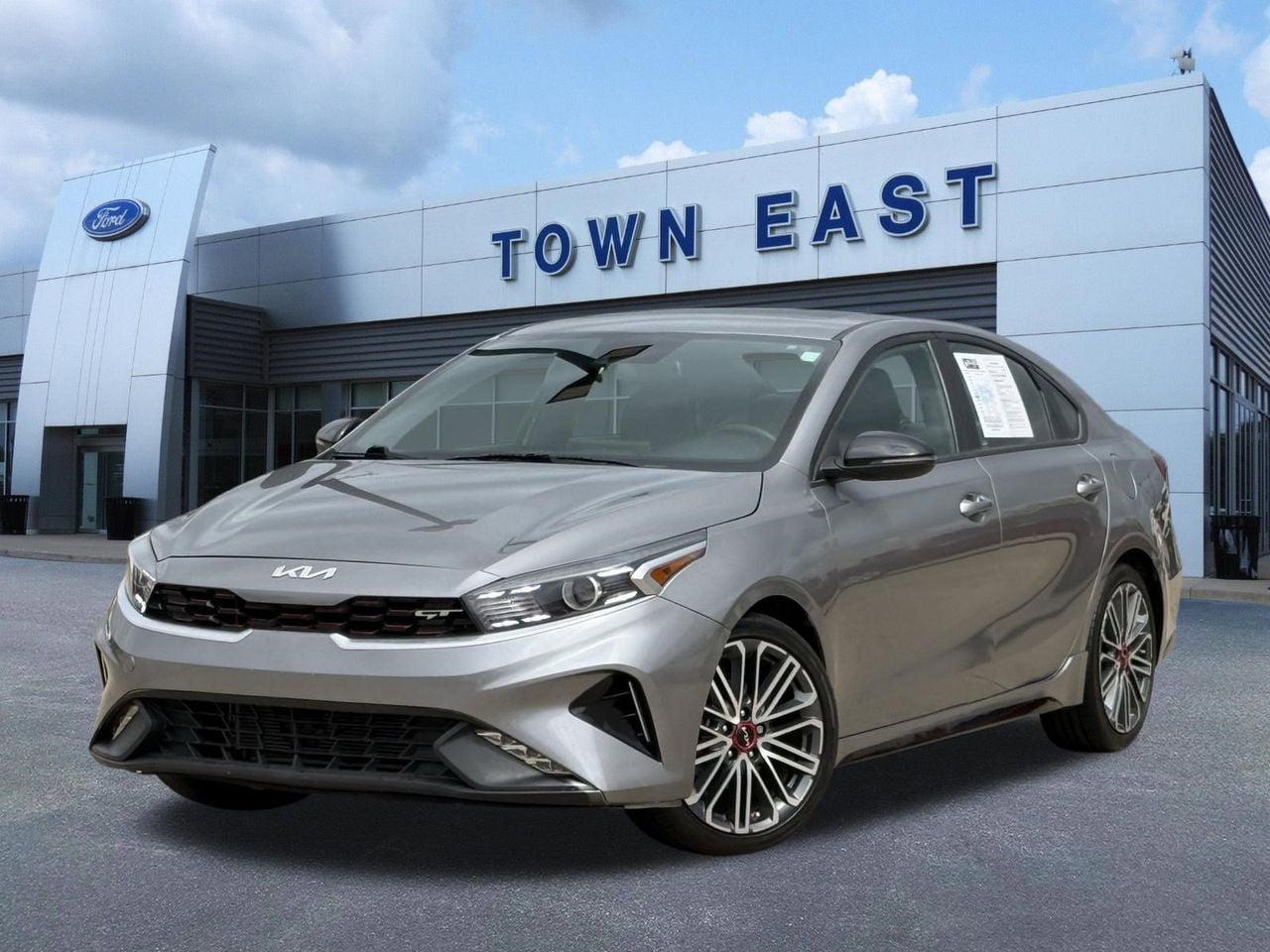 2024 Kia Forte GT-Line AT's photo
