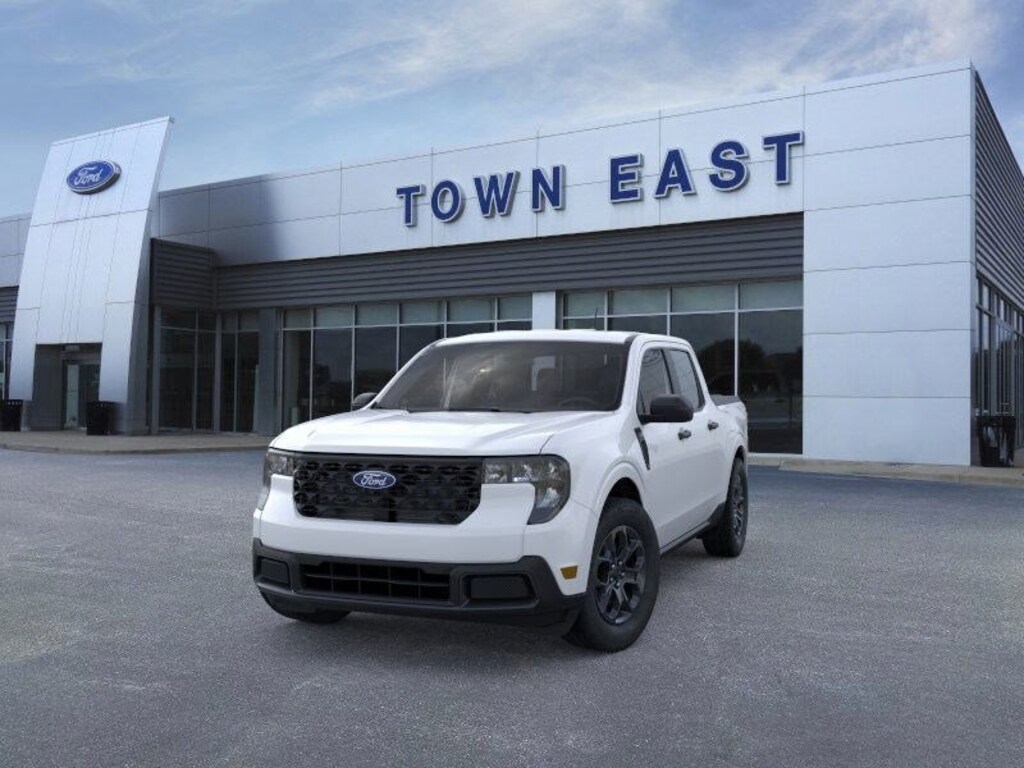 New 2025 Ford Maverick XLT Truck SuperCrew