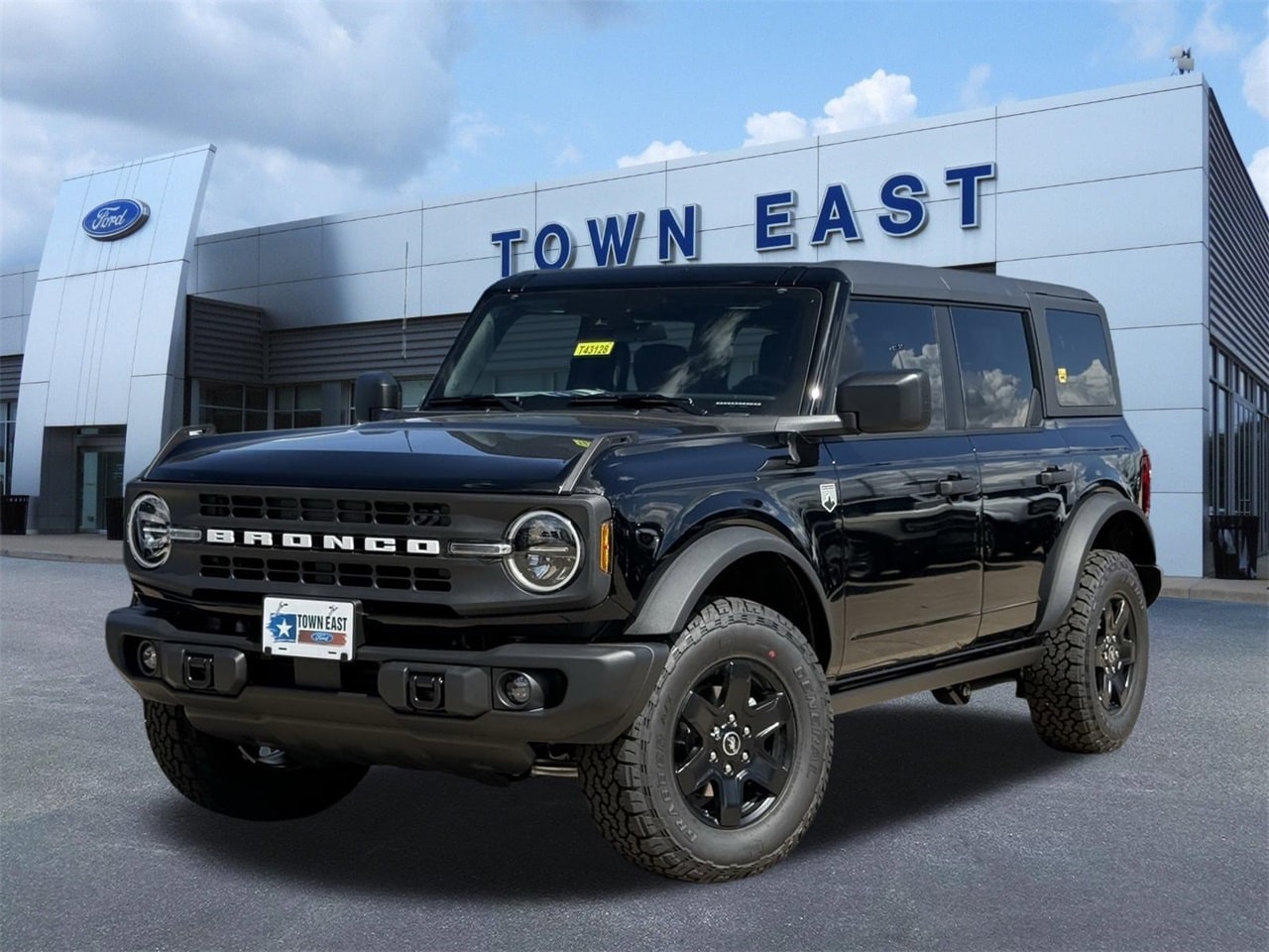 2025 Ford Bronco 4-Door Big Bend's photo