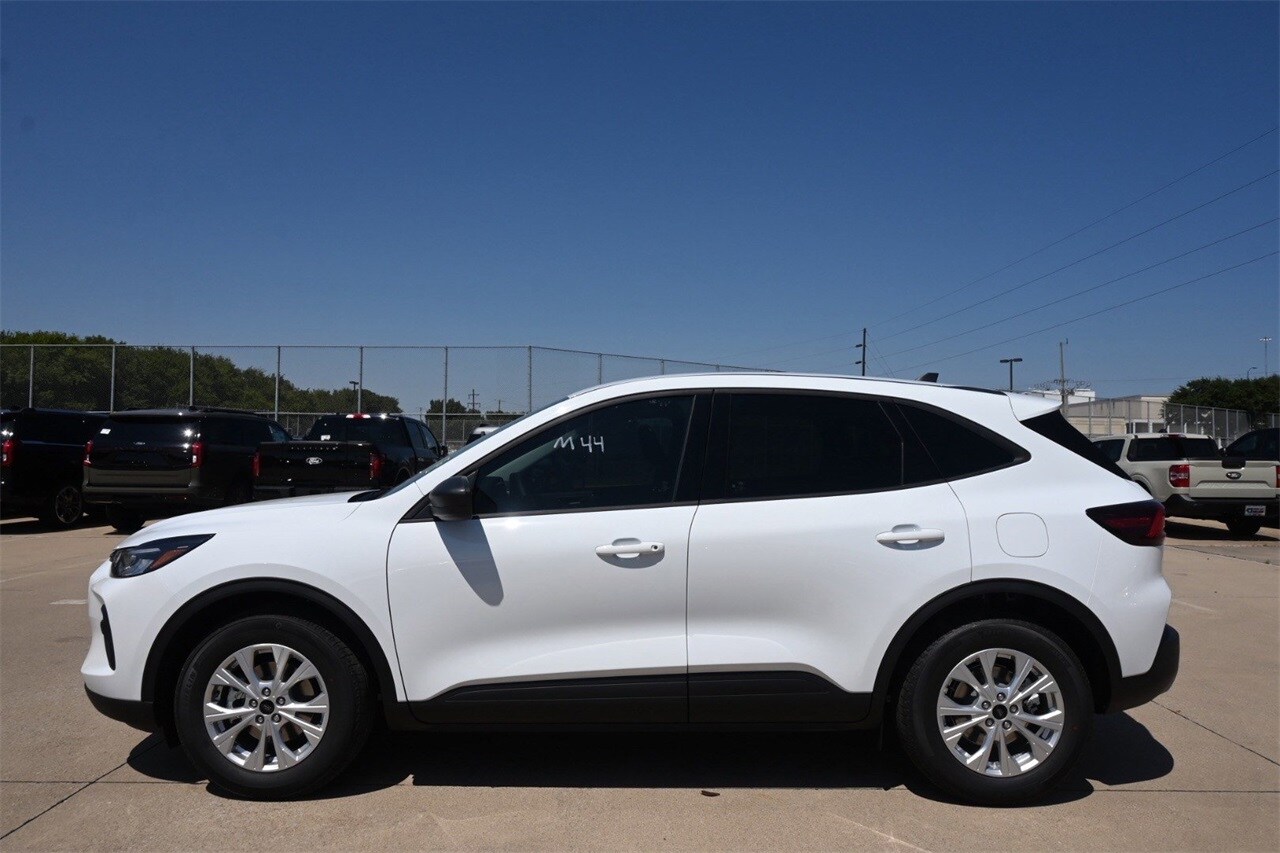 2025 Ford Escape Active photo 3