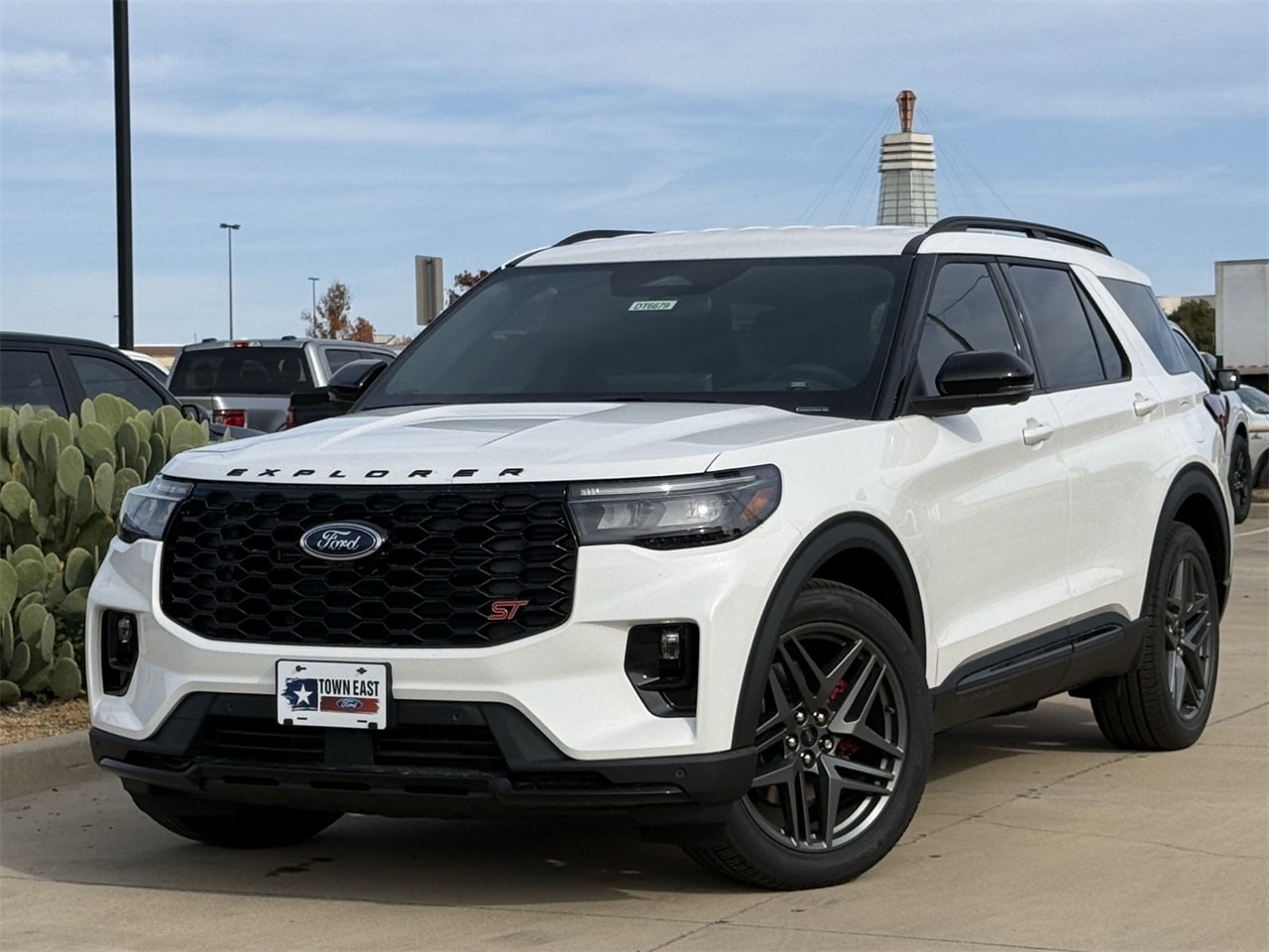 2026 Ford Explorer ST's photo