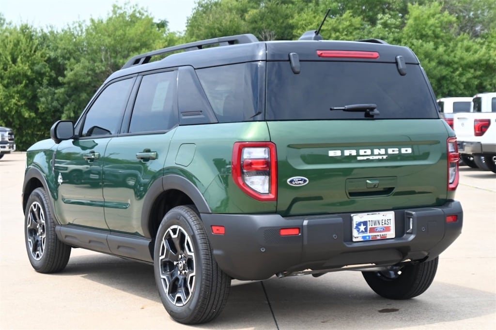 New 2025 Ford Bronco Sport Outer Banks SUV