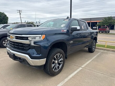 2022 Chevrolet Silverado 1500 LT Truck
