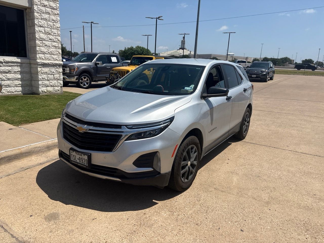2022 Chevrolet Equinox AWD 2FL's photo