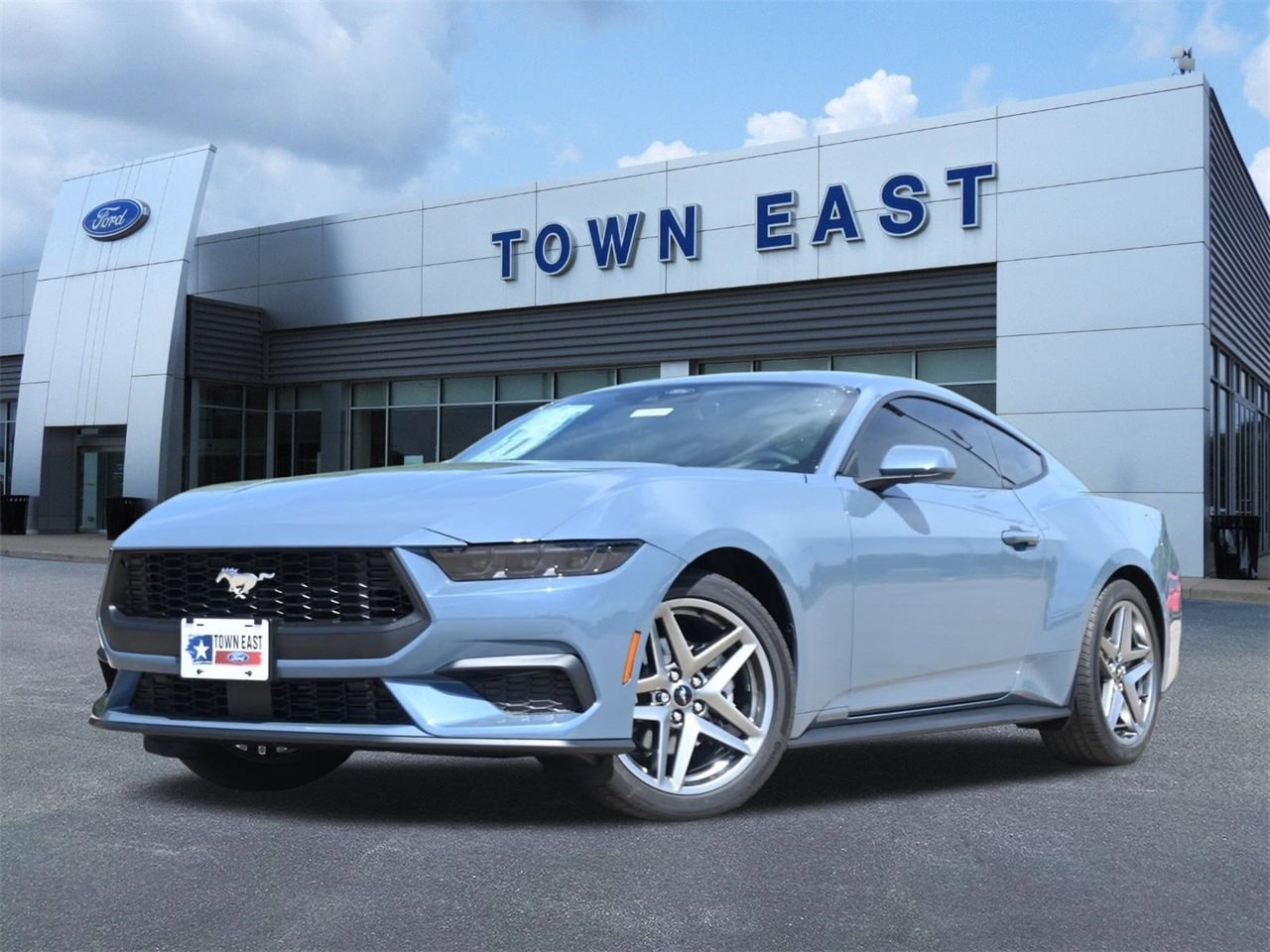 2025 Ford Mustang EcoBoost's photo