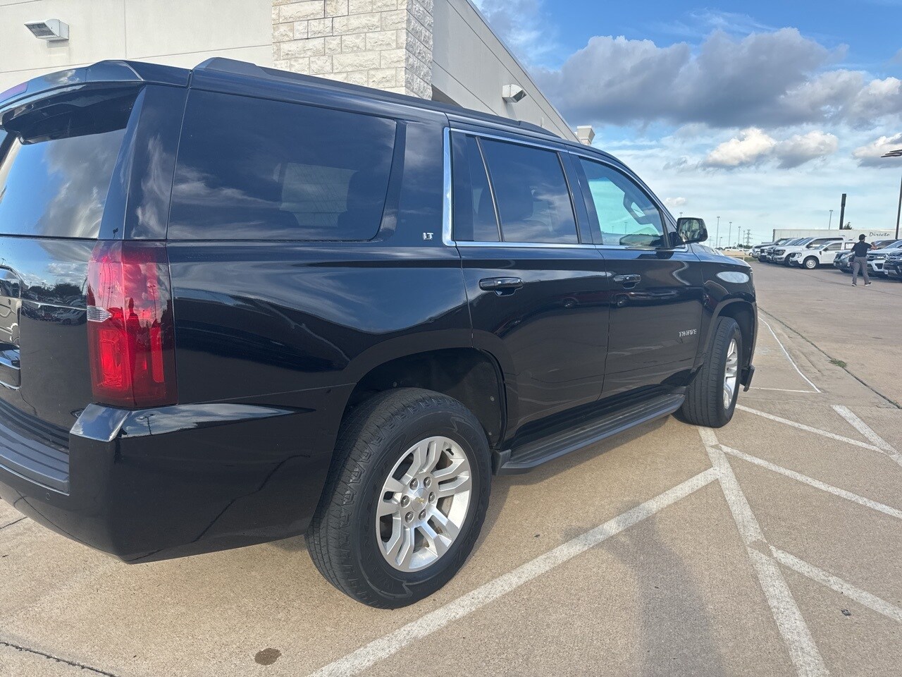 2019 Chevrolet Tahoe LT photo 4