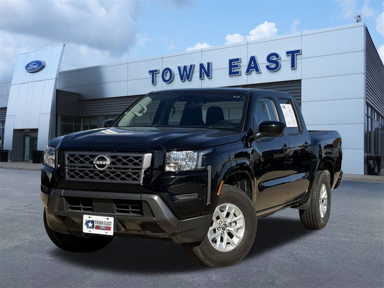 2024 Nissan Frontier SV's photo